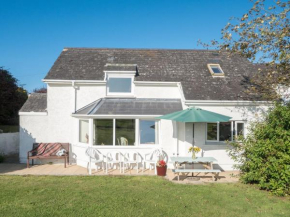 Y Bwthyn - farm cottage in North Pembrokeshire near Cardigan and the coast